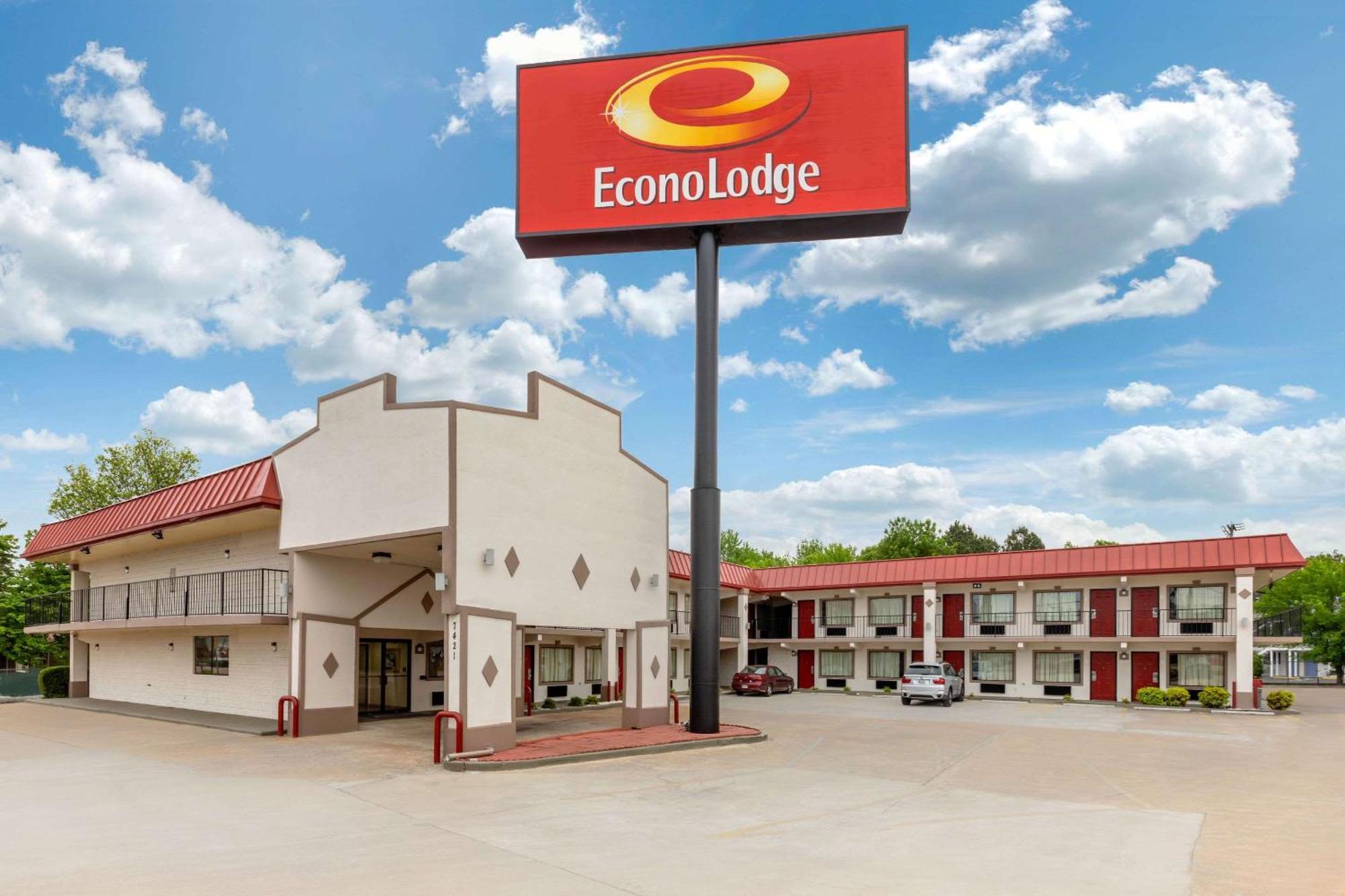 6 Airport Hotels Close to Innovative Miniatures Chattanooga