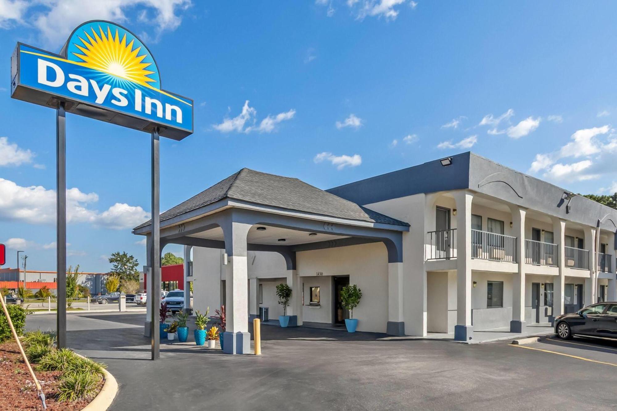4 Airport Hotels in Lowcountry That Deliver Real Convenience