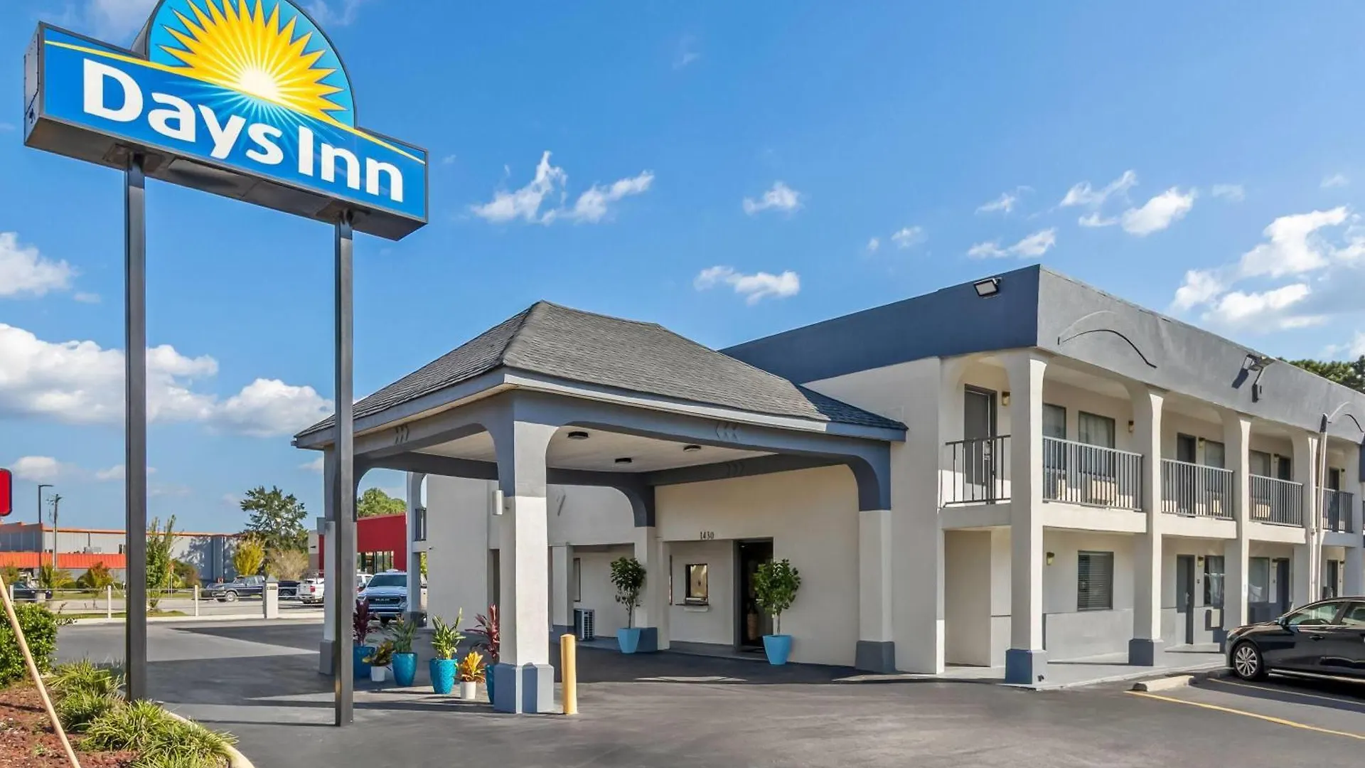4 Airport Hotels in Lowcountry That Deliver Real Convenience