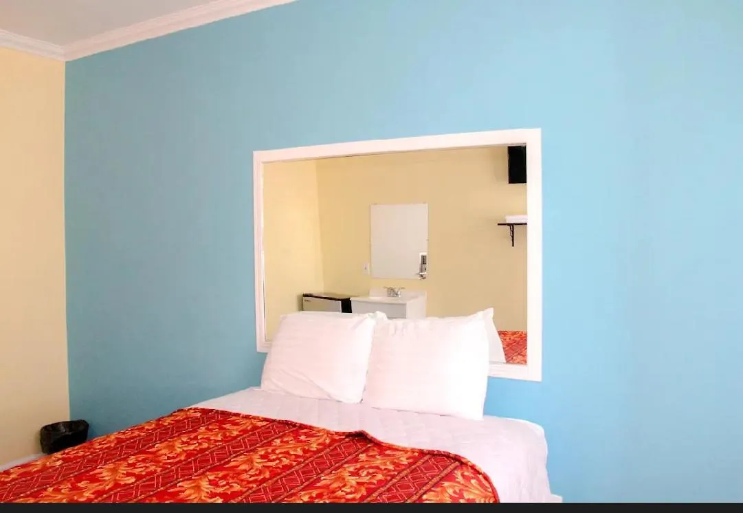 7 Budget Hotels Near Jane Addams Park That Deliver Real Value